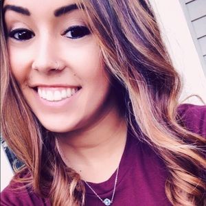 Meet your Posher, Marissa